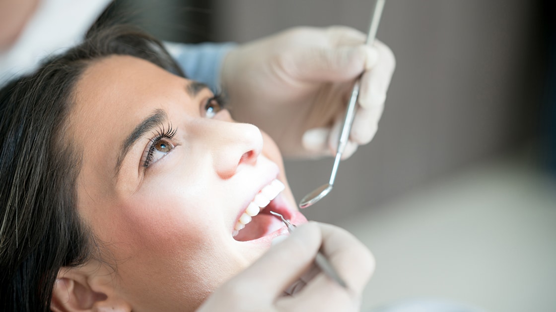 lady having Fluoride Treatment